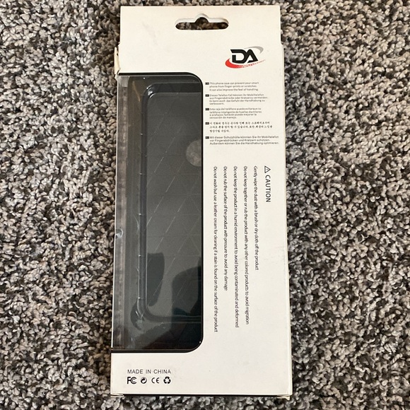 NWOT Phone cases ⭐️ - Picture 12 of 12